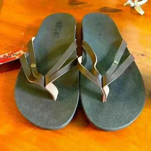 NWT ONCAI Womens Flip Flops For Women Comfortable Leather Strap Yoga Mat.Size 42